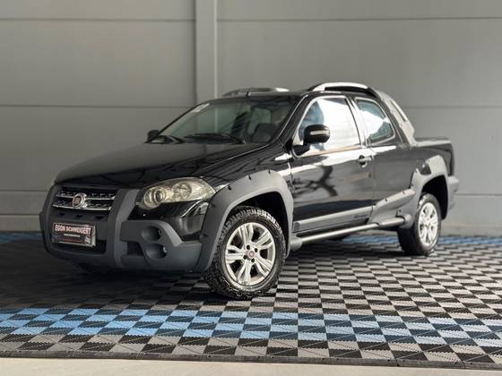 FIAT STRADA 1.8 MPI ADVENTURE CD 16V FLEX 2P MANUAL FIAT STRADA 1.8 MPI ADVENTURE CD 16V FLEX 2P MANUAL